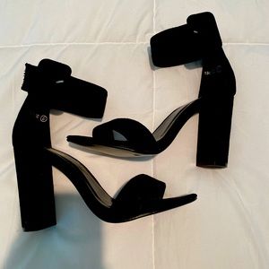 Boohoo Black Heel with square buckle detail. Never worn